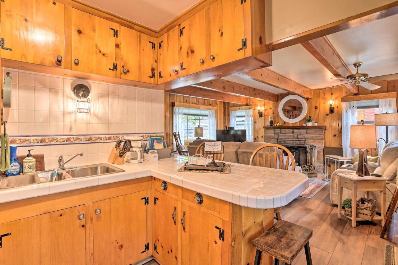 Wrightwood Cabin With Cozy Interior! ภายนอก รูปภาพ