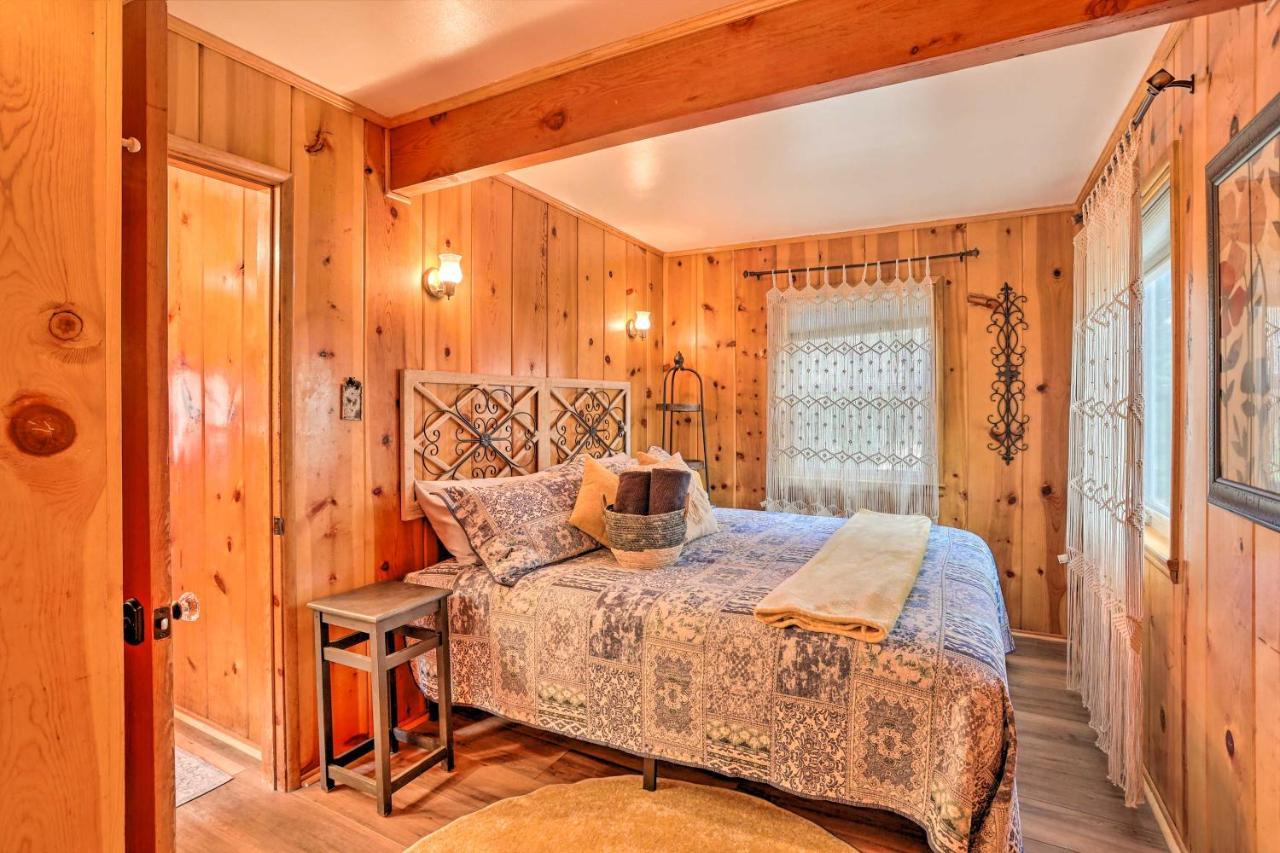 Wrightwood Cabin With Cozy Interior! ภายนอก รูปภาพ